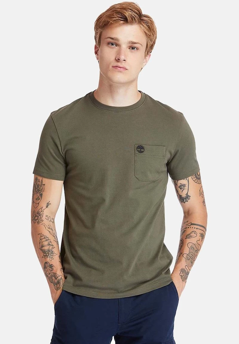 Timberland Uomo DUNSTAN RIVER POCKET - T-shirt Basic - Grape Leaf 1 Timberland Uomo DUNSTAN RIVER POCKET - T-shirt Basic - Grape Leaf