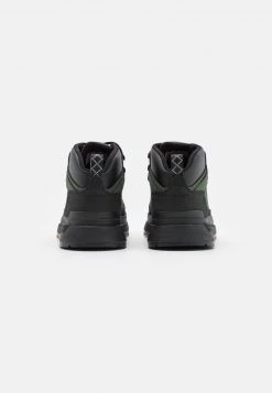 Timberland Uomo FIELD TREKKER MID - Sneakers Alte - Black/dark Green 8 Timberland Uomo FIELD TREKKER MID - Sneakers Alte - Black/dark Green -Discount Timberland in Italia 2ed3a8930bb946c2818b6f0f45fa9b32