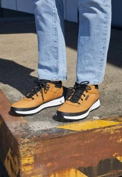 Timberland Uomo FIELD TREKKER - Sneakers Basse - Wheat -Discount Timberland in Italia 9e69abe656f241f7915c98660cfffcdf