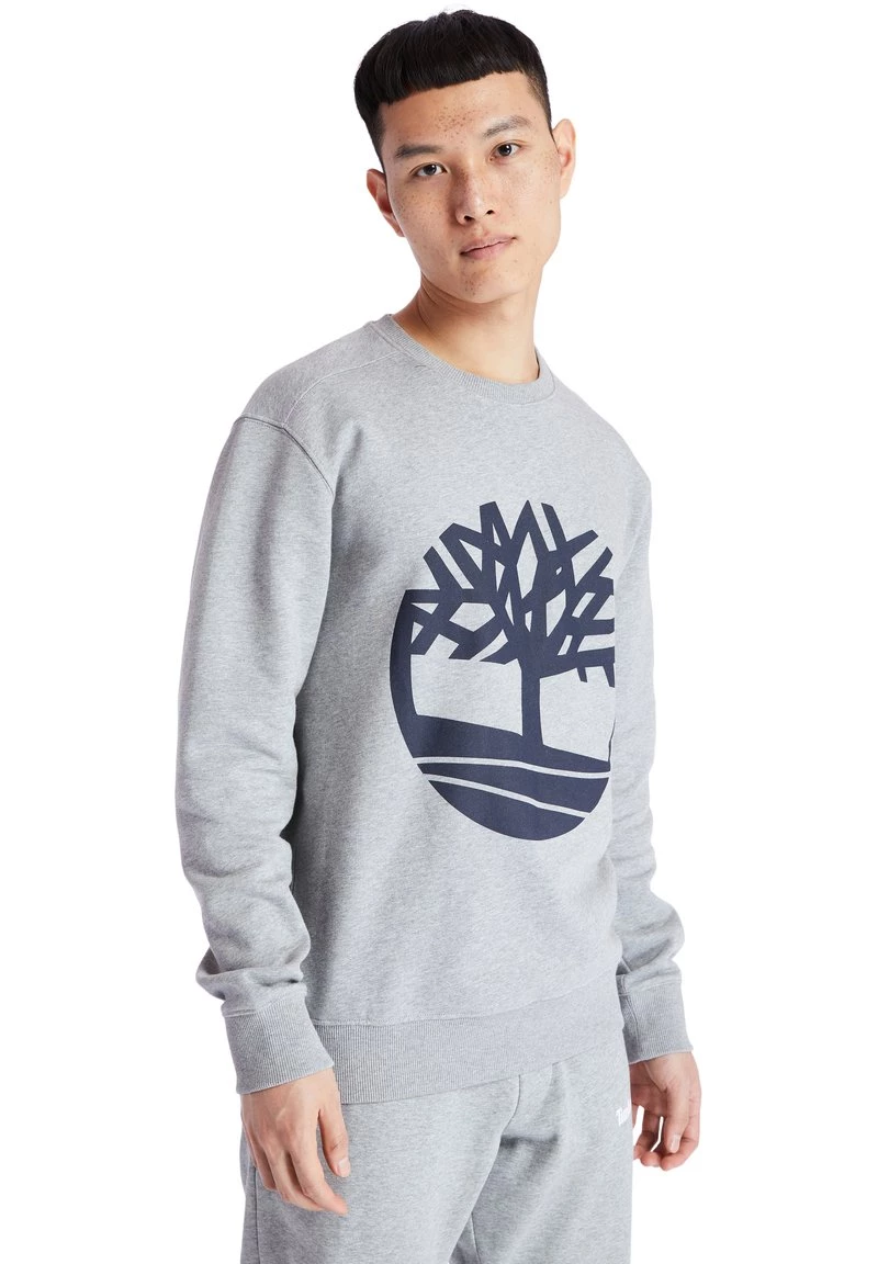 Timberland Uomo YC CORE TREE LOGO CREW NECK - Felpa - Medium Grey Heather-dark Sapphire 1 Timberland Uomo YC CORE TREE LOGO CREW NECK - Felpa - Medium Grey Heather-dark Sapphire