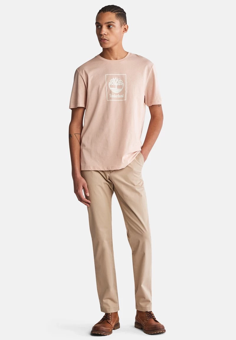 Timberland Uomo TREE LOGO TEE - T-shirt Con Stampa - Cameo Rose 2 Timberland Uomo TREE LOGO TEE - T-shirt Con Stampa - Cameo Rose - immagine 2