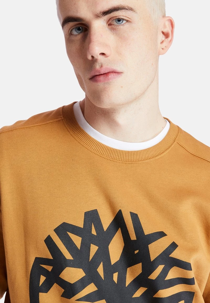Timberland Uomo YC CORE TREE LOGO CREW NECK - Felpa - Wheat Boot/black 5 Timberland Uomo YC CORE TREE LOGO CREW NECK - Felpa - Wheat Boot/black - immagine 5